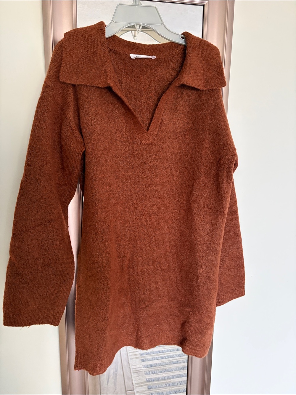Double Zero V-Neck Collared Tunic Sweater in Rust